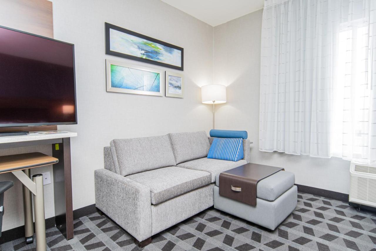 Towneplace Suites By Marriott Brantford And Conference Centre Kültér fotó