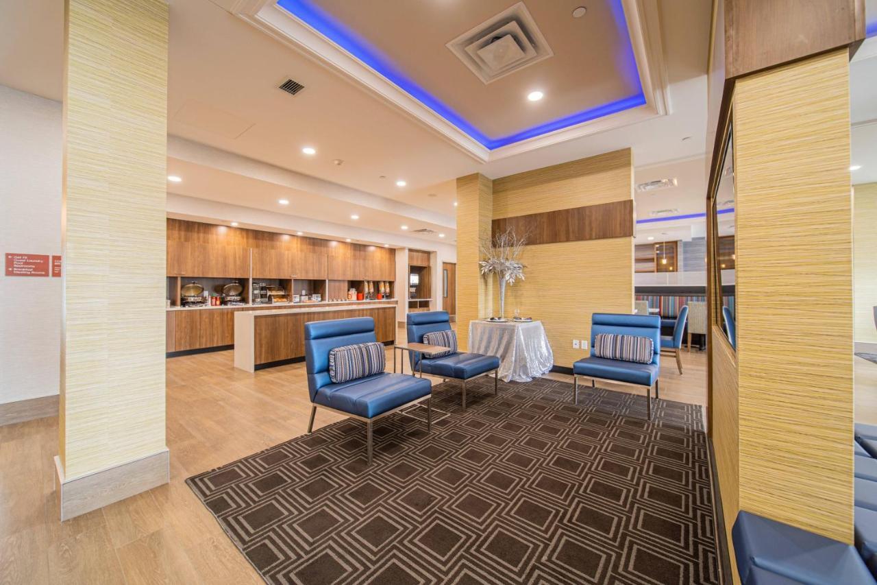 Towneplace Suites By Marriott Brantford And Conference Centre Kültér fotó