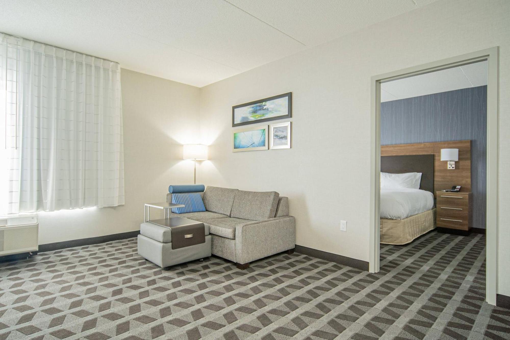 Towneplace Suites By Marriott Brantford And Conference Centre Kültér fotó